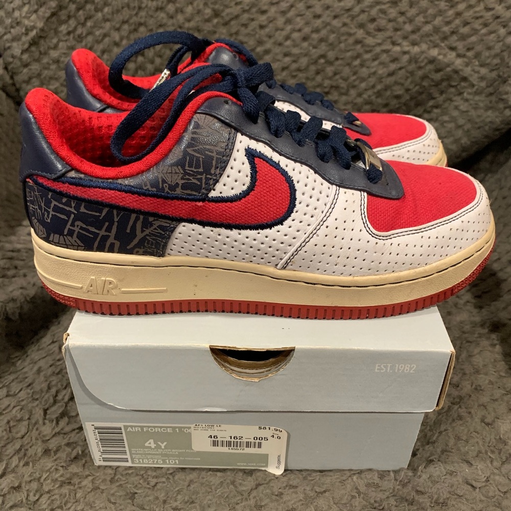 Nike Air Force 1